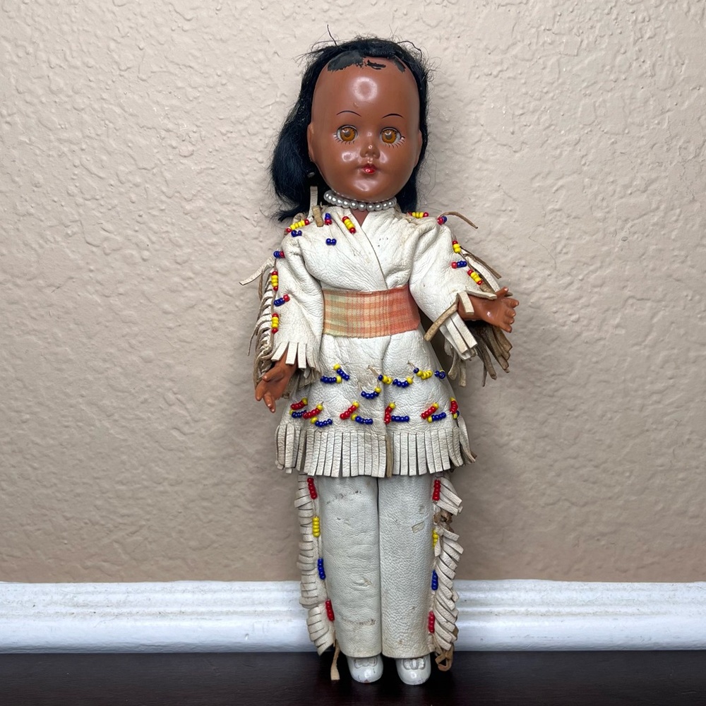 Vintage 1950s Native American Character Doll – Real Buckskin Outfit & Beadwork